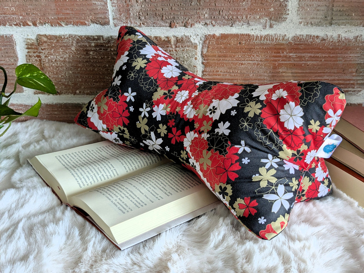 coussin de lecture rouge et noir 
