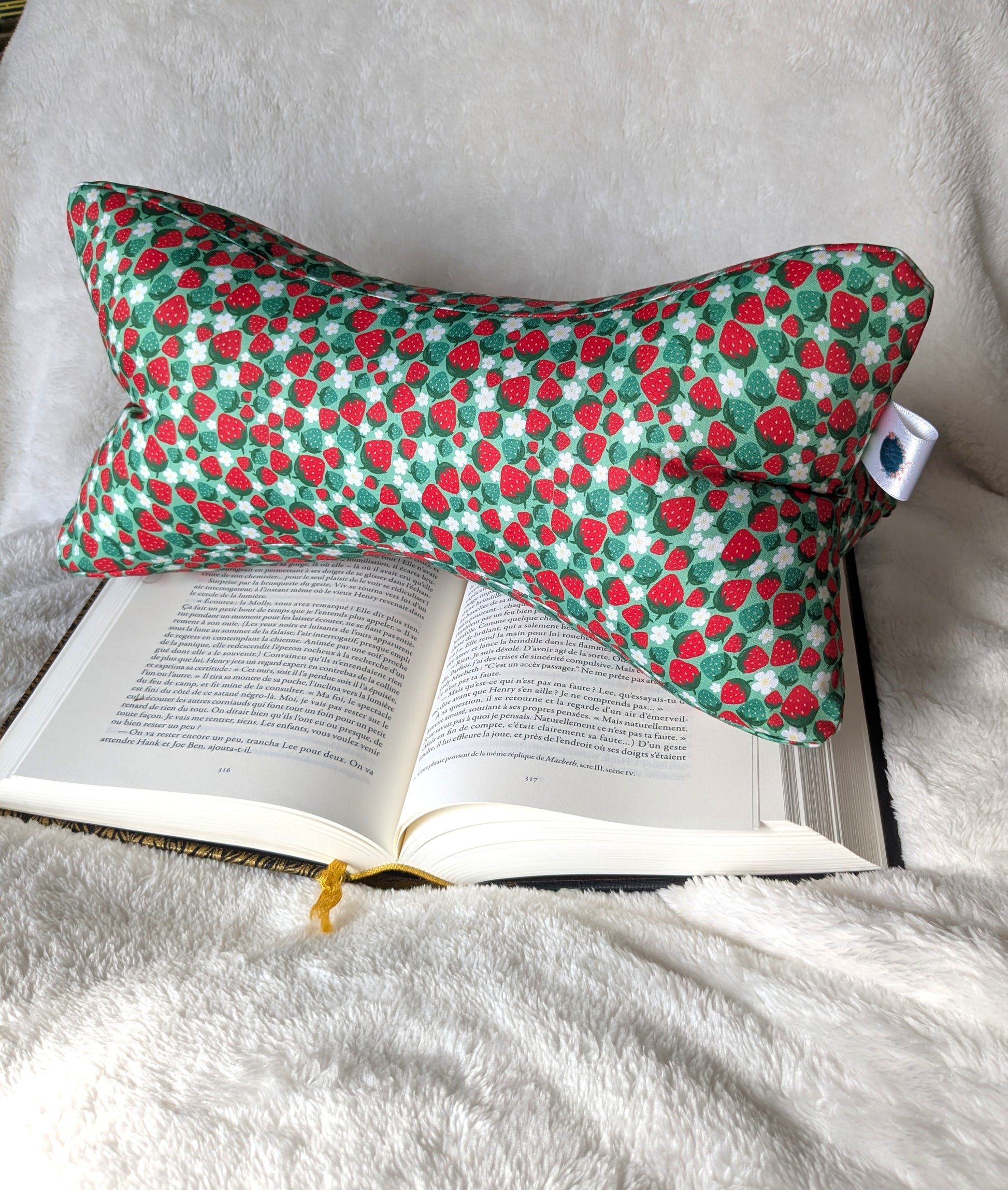 Os de lecture motif fraises en coton BIO