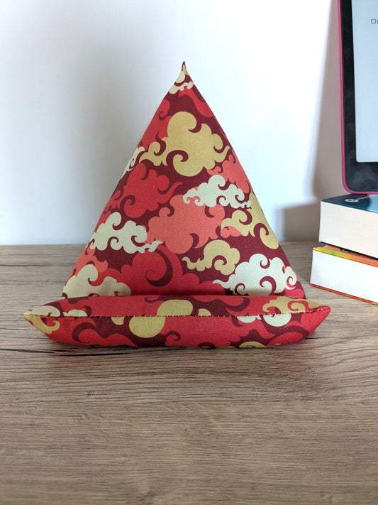 Support liseuse coussin berlingot nuages japonais
