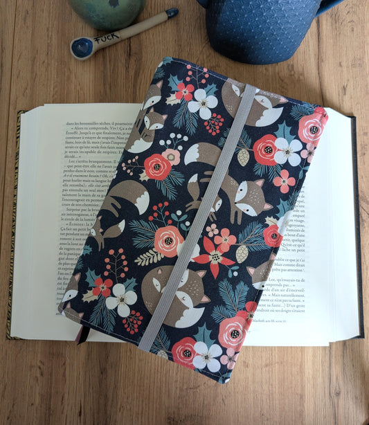 Couvre livre tissu artisanal bébé renard fleurs houe