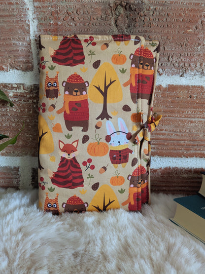 Pochette livre liseuse animaux automne