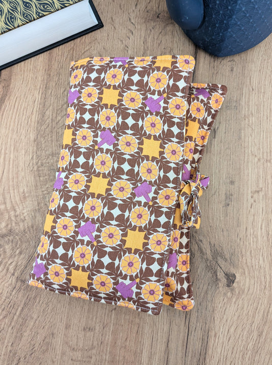 Pochette livre en tissu feministe