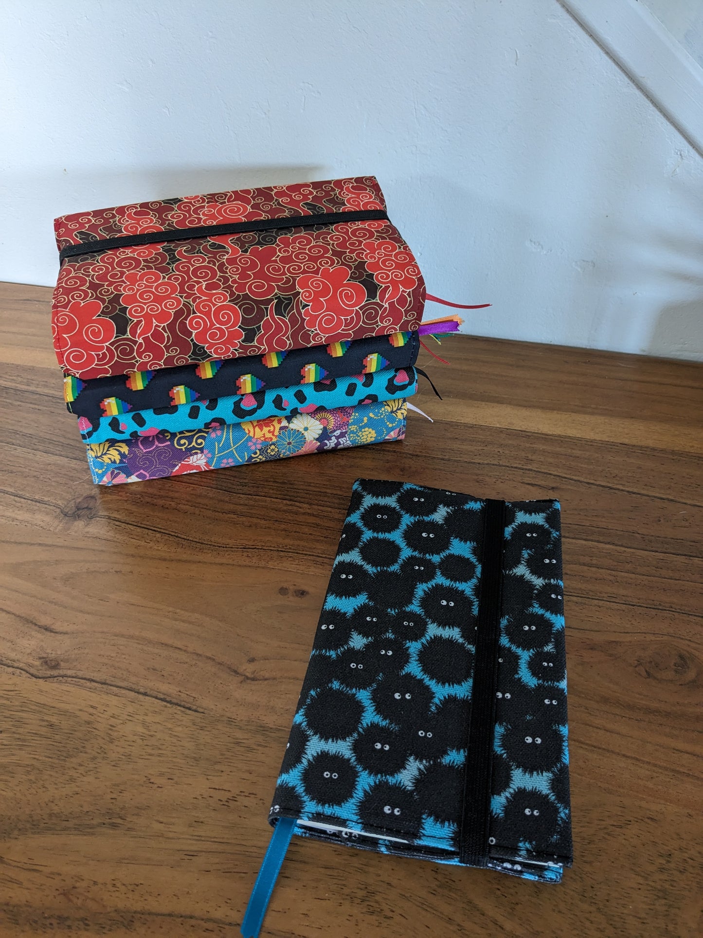 Accessoires de lecture - Coussin de lecture et protège livre ajustable KURO