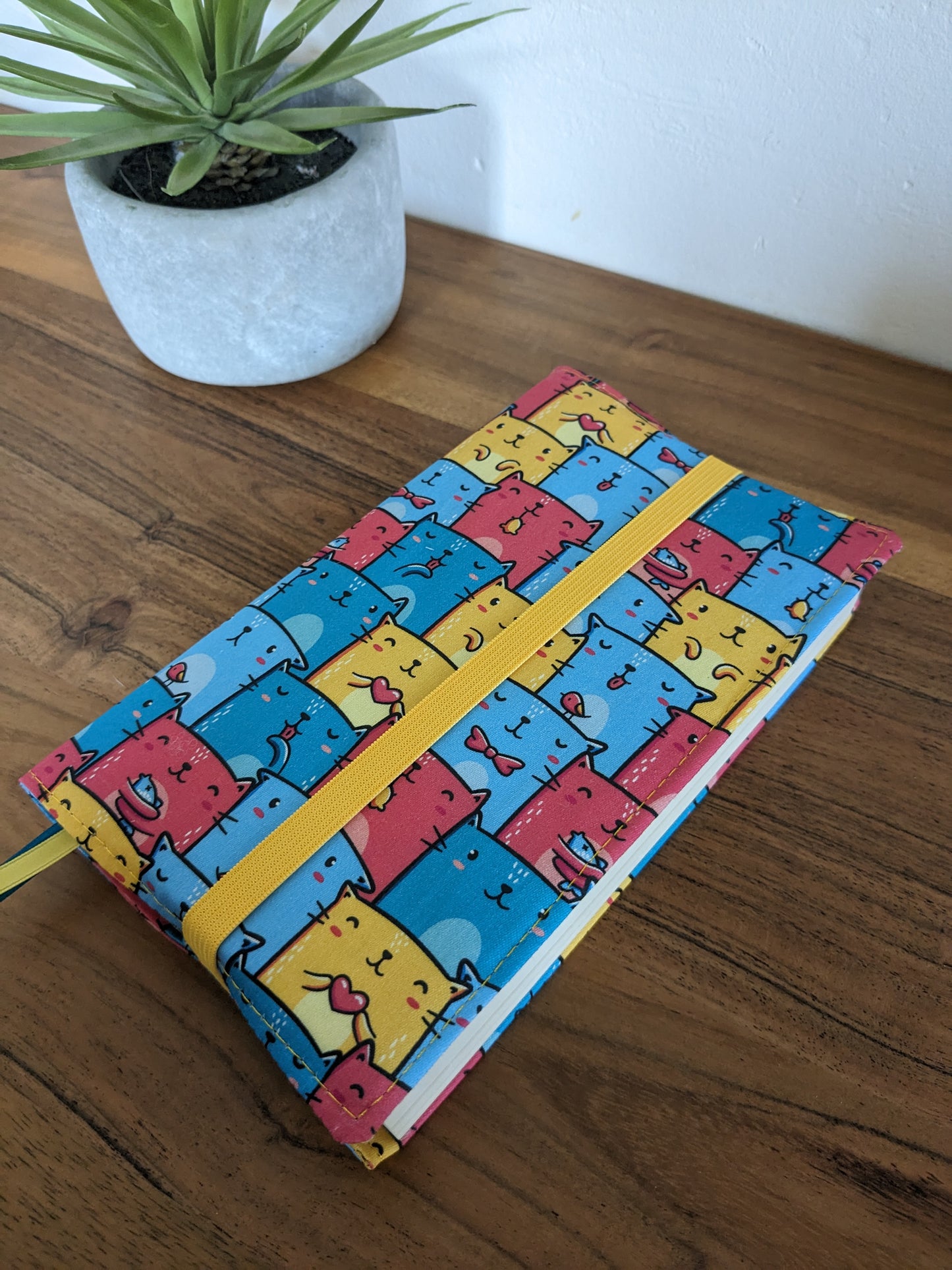 Accessoires de lecture - Coussin de lecture et protège livre ajustable POPPY