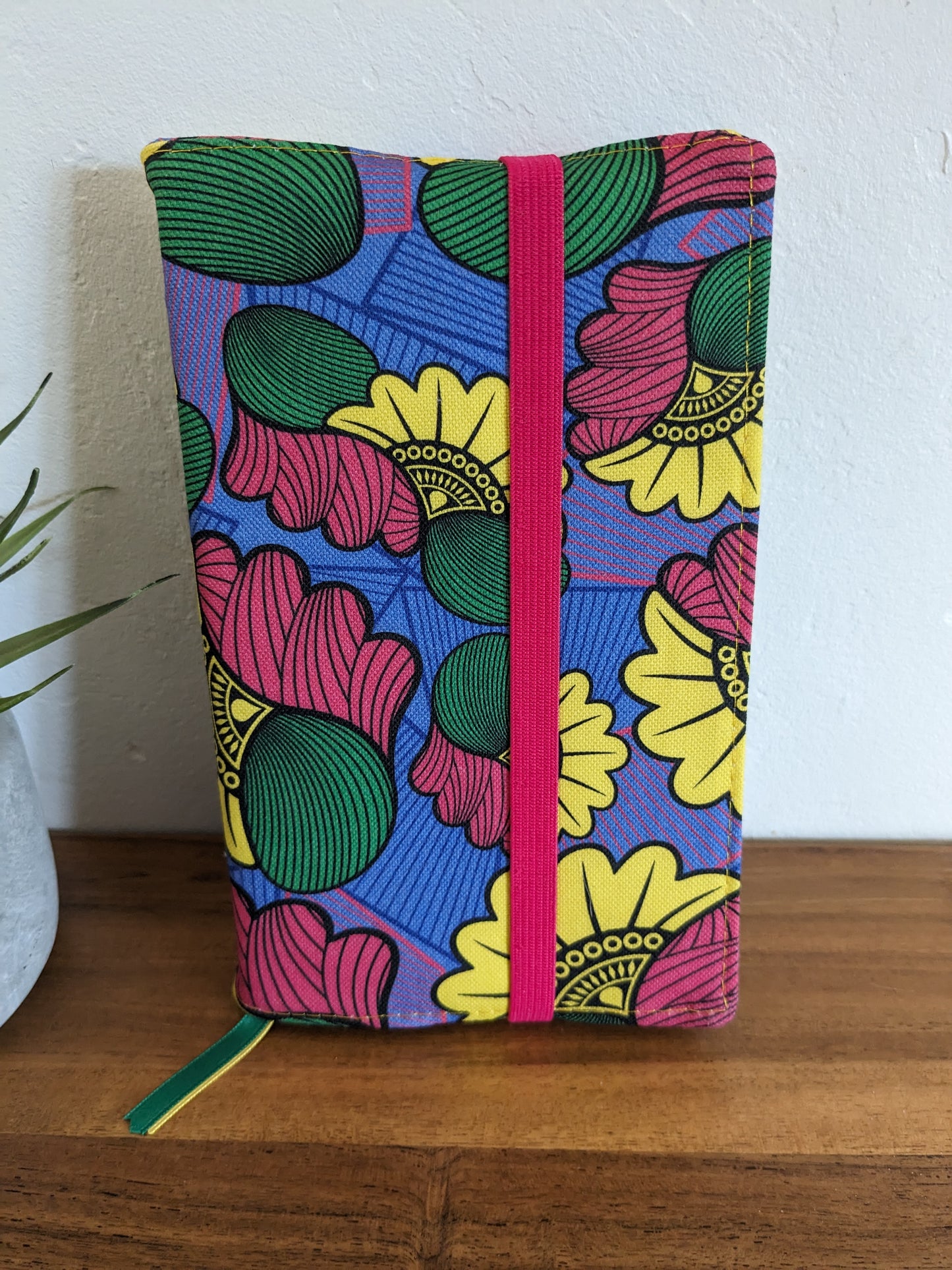 Accessoires de lecture - Coussin de lecture et protège livre ajustable AWA
