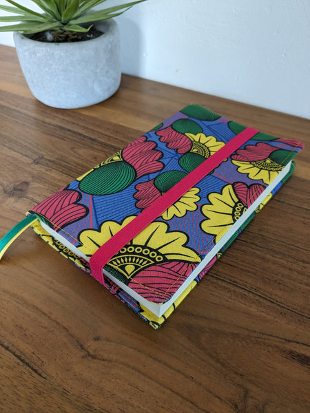 Accessoires de lecture - Coussin de lecture et protège livre ajustable AWA
