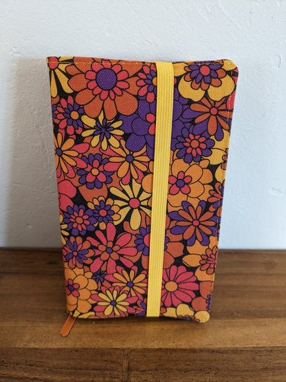 Accessoires de lecture - Coussin de lecture et protège livre ajustable HUGUETTE