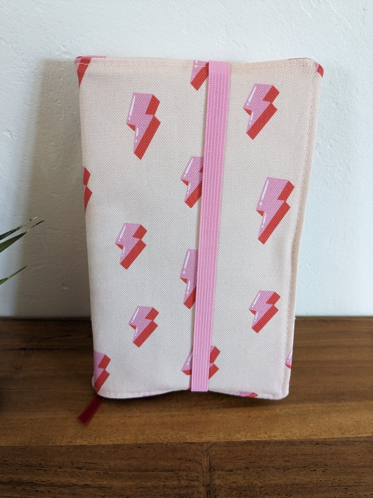 Accessoires de lecture - Coussin de lecture et protège livre ajustable VERA