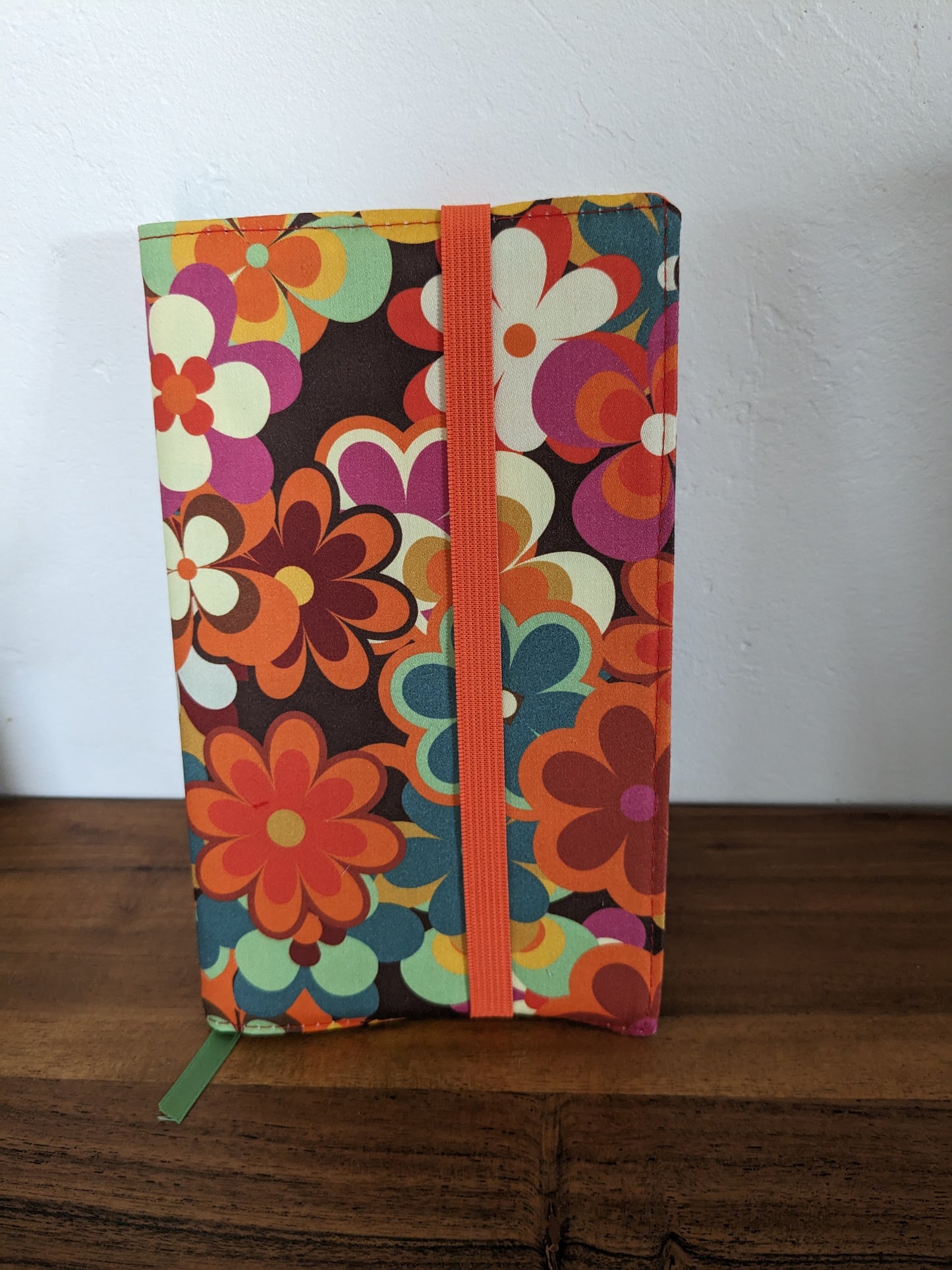 Accessoires de lecture - Coussin de lecture et protège livre ajustable GROOVY