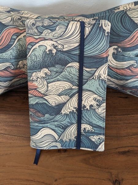 Accessoires de lecture - Coussin de lecture et protège livre ajustable HOKUSAI