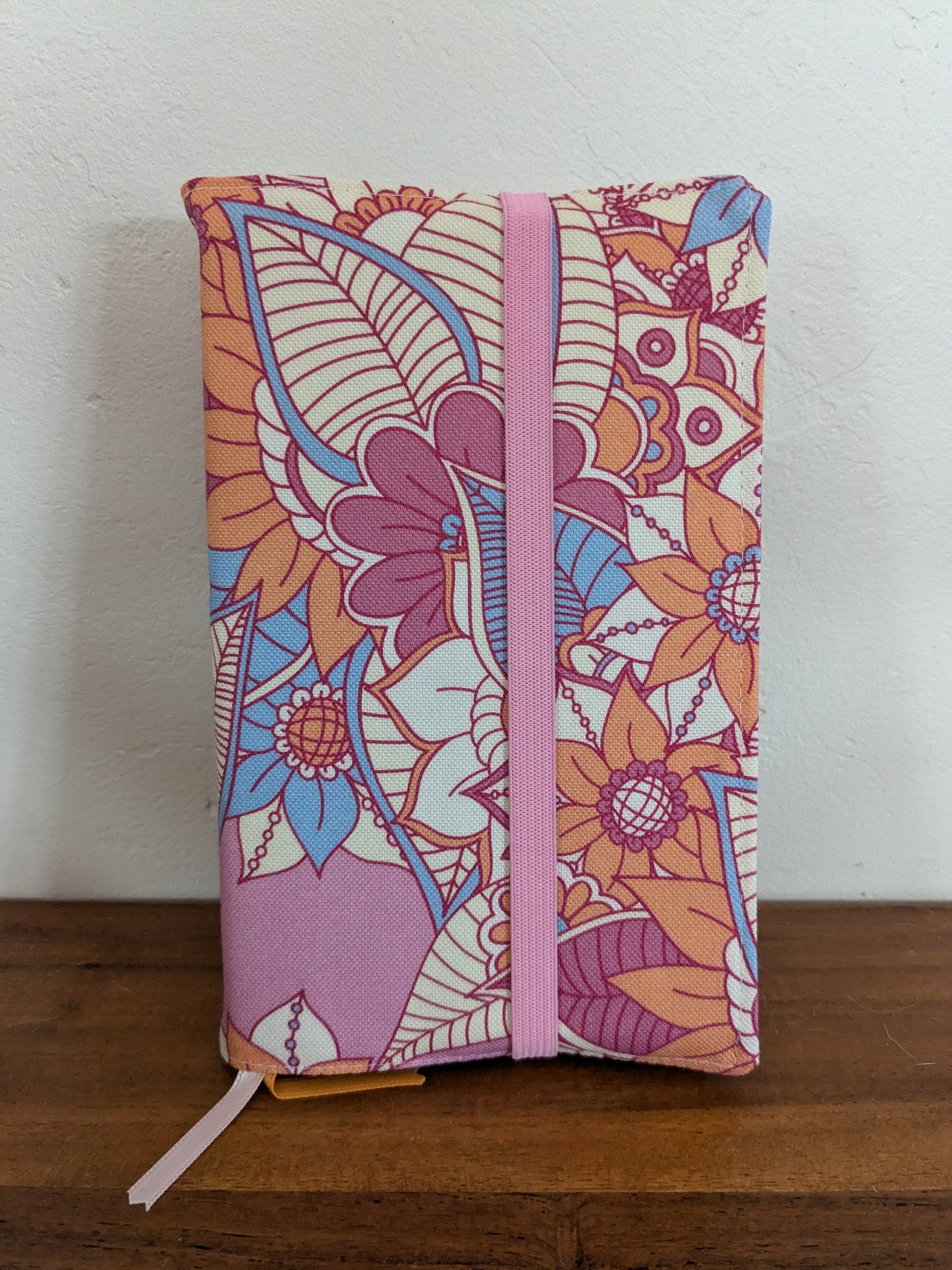 Accessoires de lecture - Coussin de lecture et protège livre ajustable MANDALA