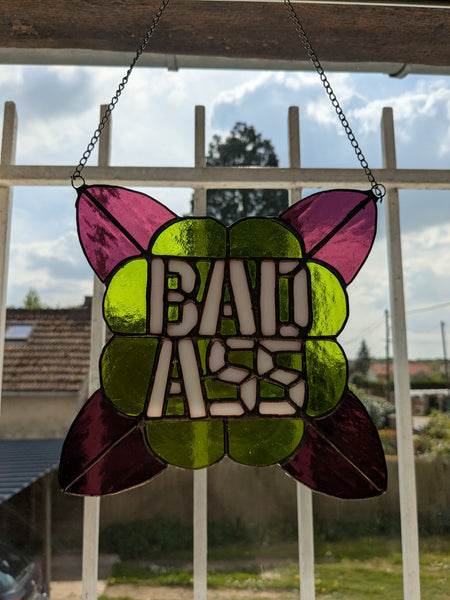 Vitraux sauvages - offre de lancement - BADASS Vert Prune