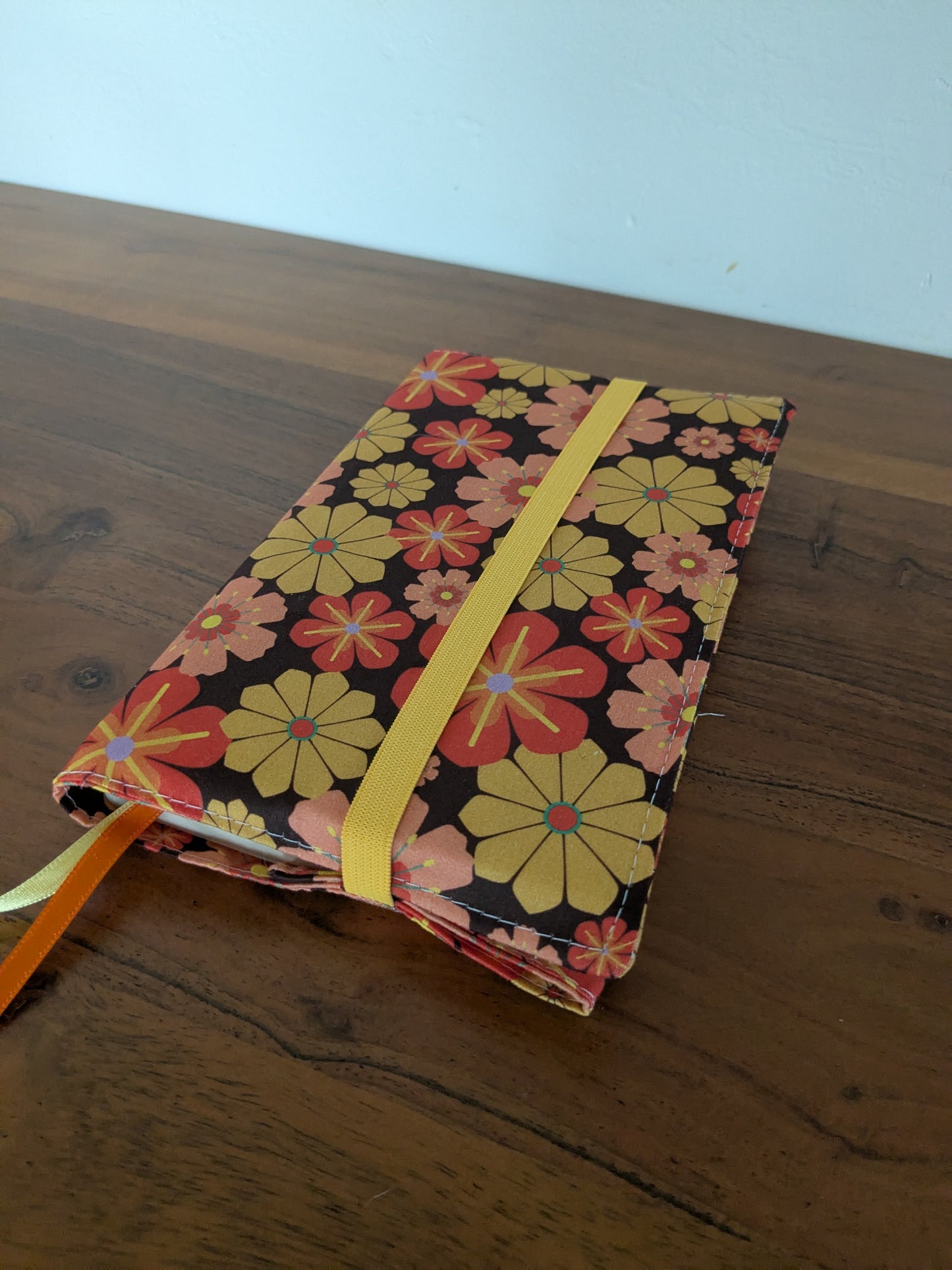 Accessoires de lecture - Coussin de lecture et protège livre ajustable DORIS