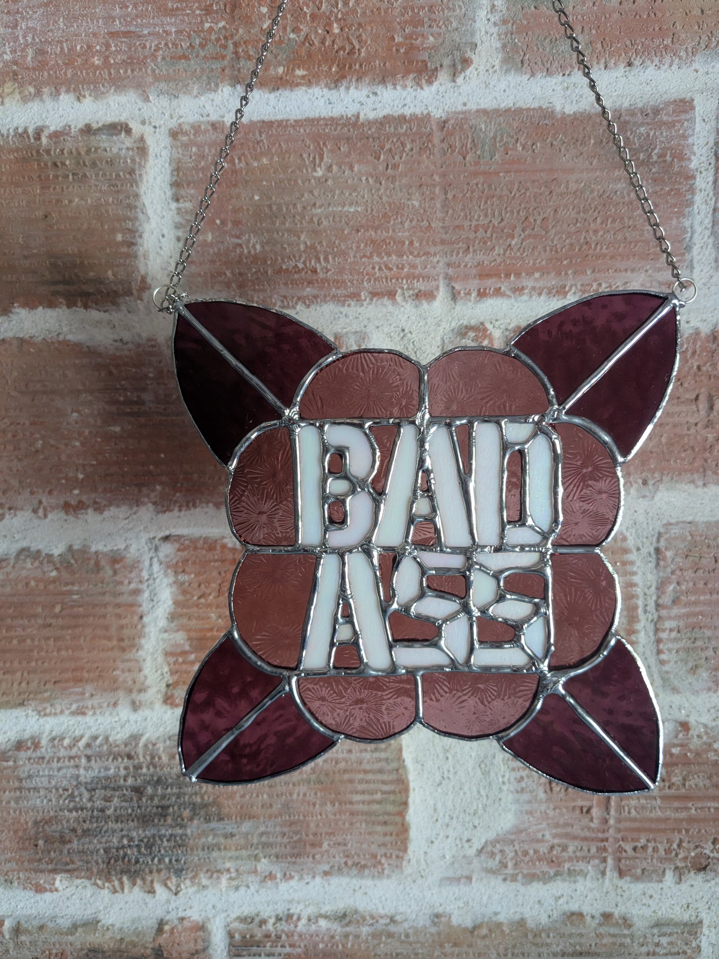 Vitraux sauvages - BADASS - vente et précommande rose et prune