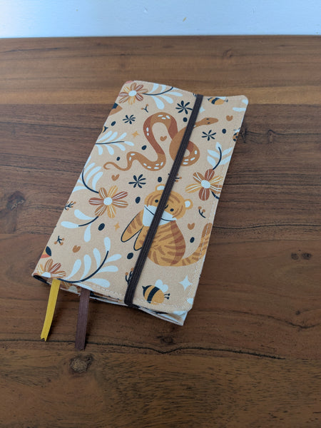 Protège livre ajustable & Os de lecture - Motif Cute Jungle - Fait main en France