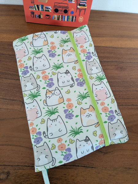 Coussin de lecture & Protège-livre ajustable – Motif PAPOYE | Fait main