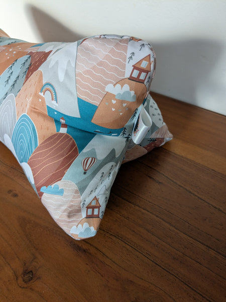 Coussin de lecture & Protège-livre ajustable – Motif SELVIK | Fait main