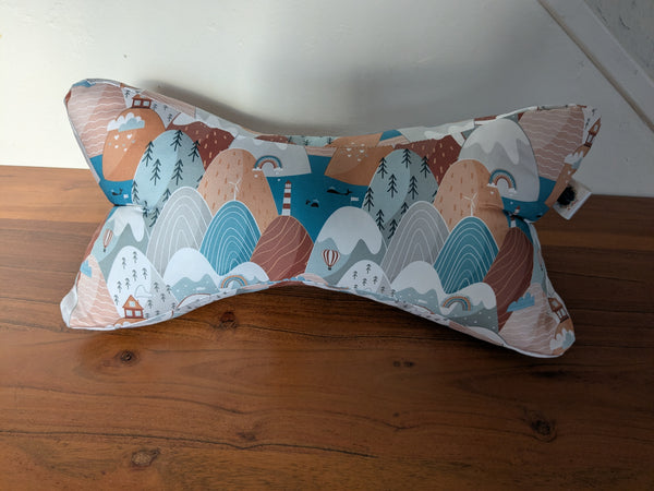 Coussin de lecture & Protège-livre ajustable – Motif SELVIK | Fait main