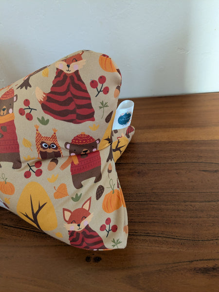 Coussin de lecture & Protège-livre ajustable AUBORIA – Motif  | Fait main