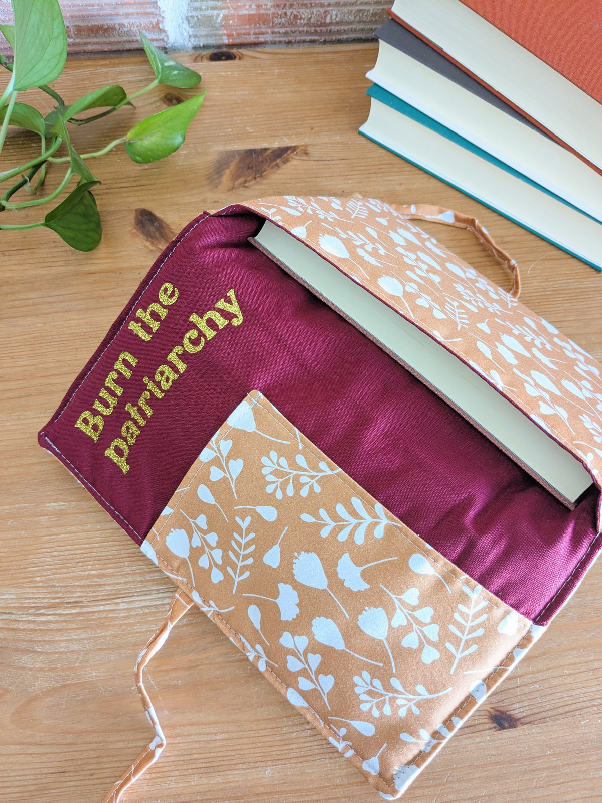 Pochette de rangement livre feministe