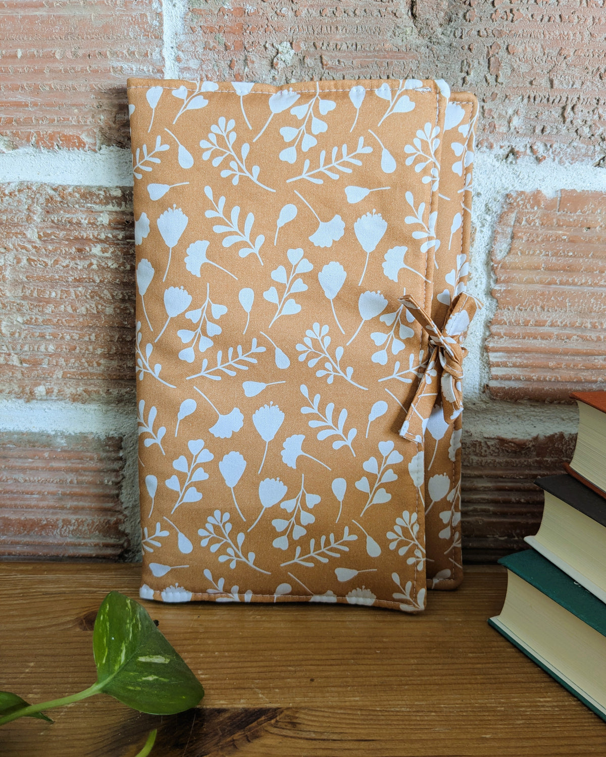 Pochette rangement livre personnalisee