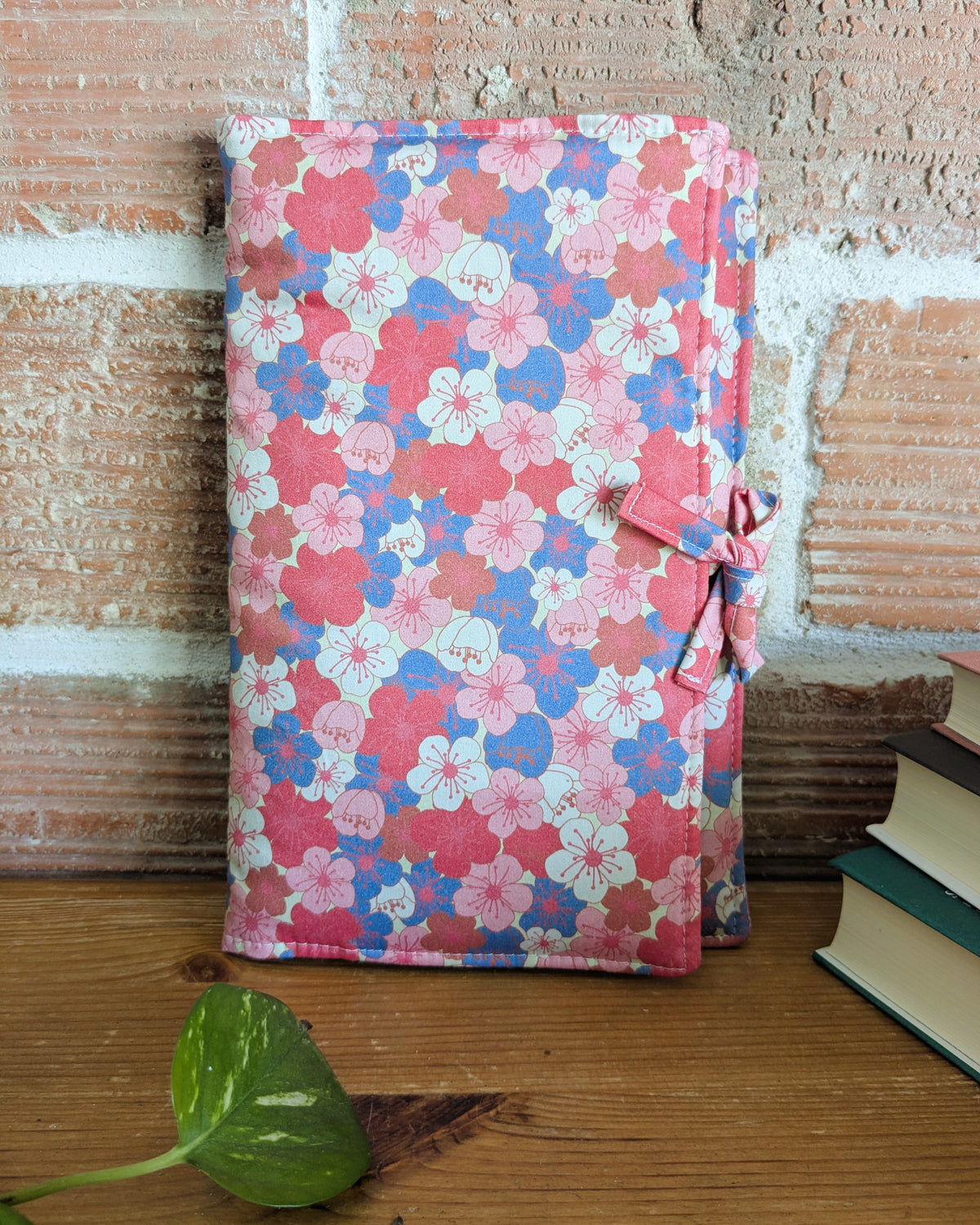 Pochette livre personnalisable fleurs rose