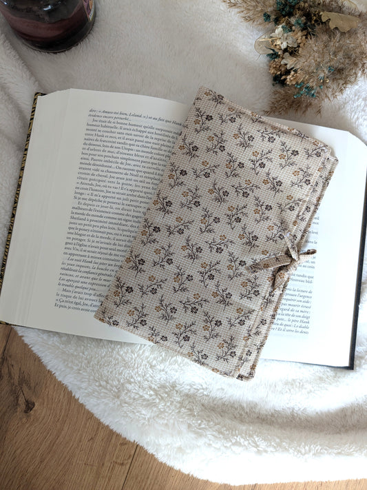 pochette liseuse fleurs campagne couleur naturel simple