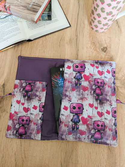 Pochette livre en tissu molletonnée avec rabat fermeture noeud - Motifs Petits robots roses, violets, coeurs PIXIES
