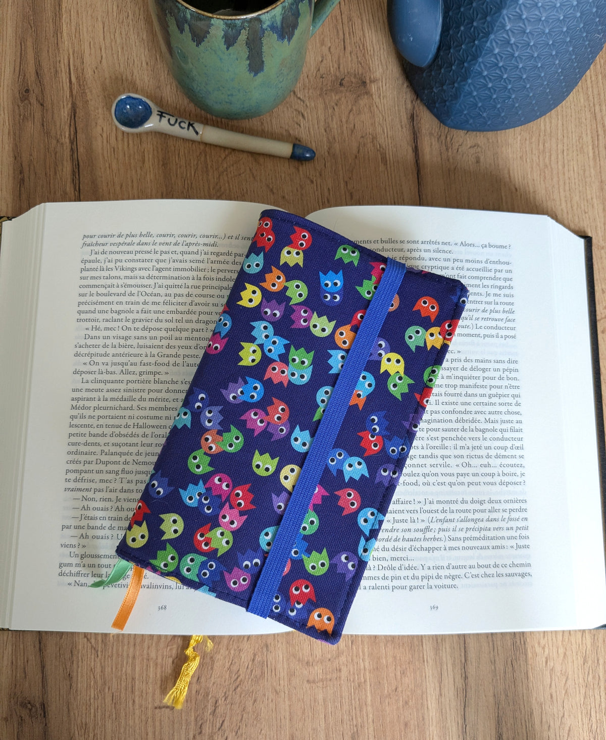 protege livre en tissu ajustable motif gaming pacman rétro
