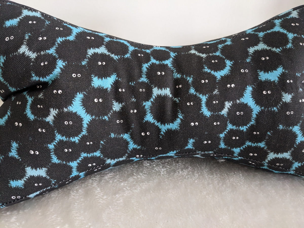 Coussin de lecture noir et bleu noiraudes