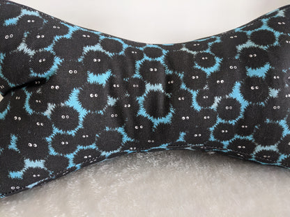 Coussin de lecture noir et bleu noiraudes