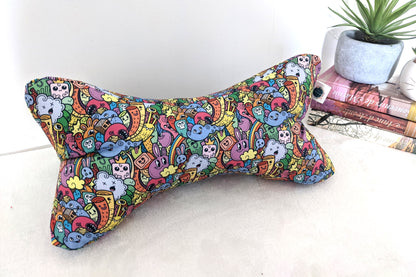 coussin de lecture doodle colore
