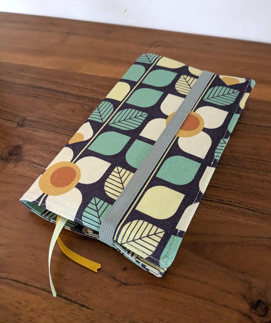 Protège livre en tissu ajustable format poche à grand format - Motifs fleurs graphique rétro bleu, vert Marguerite