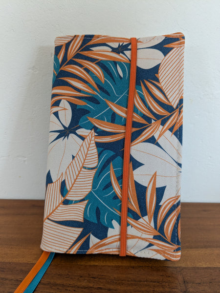 Ensemble coussin de lecture et protège-livre motif jungle, coton bio, artisana