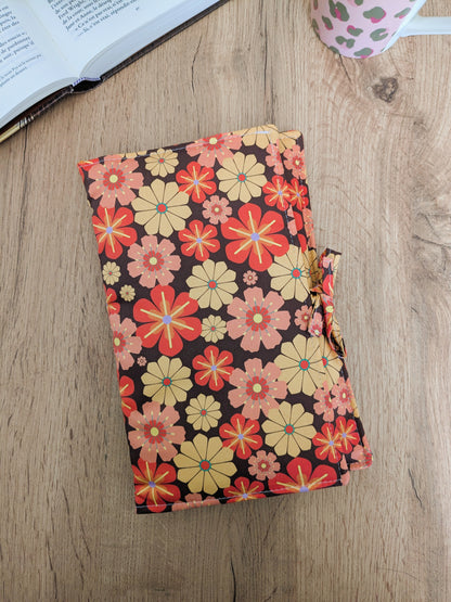 Pochette livre de poche grand format relié broché
