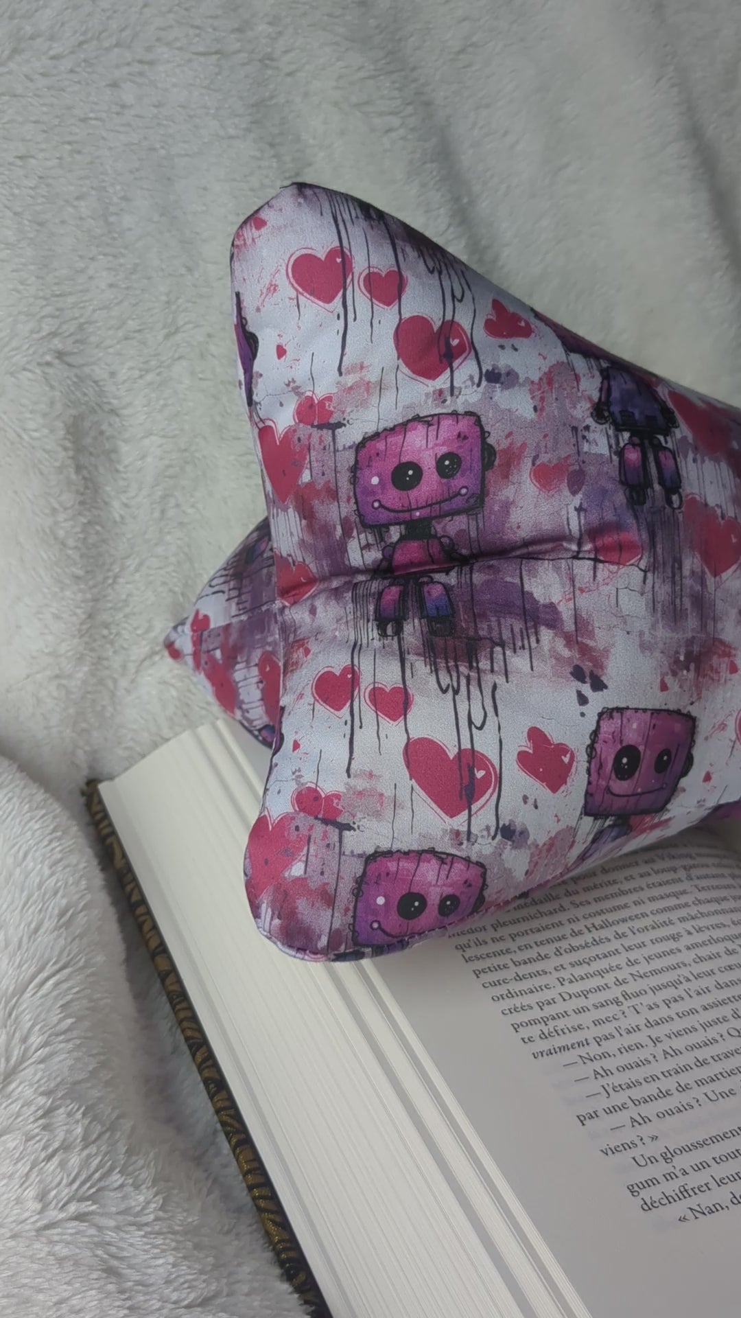 Coussin de lecture fabriqué en France.