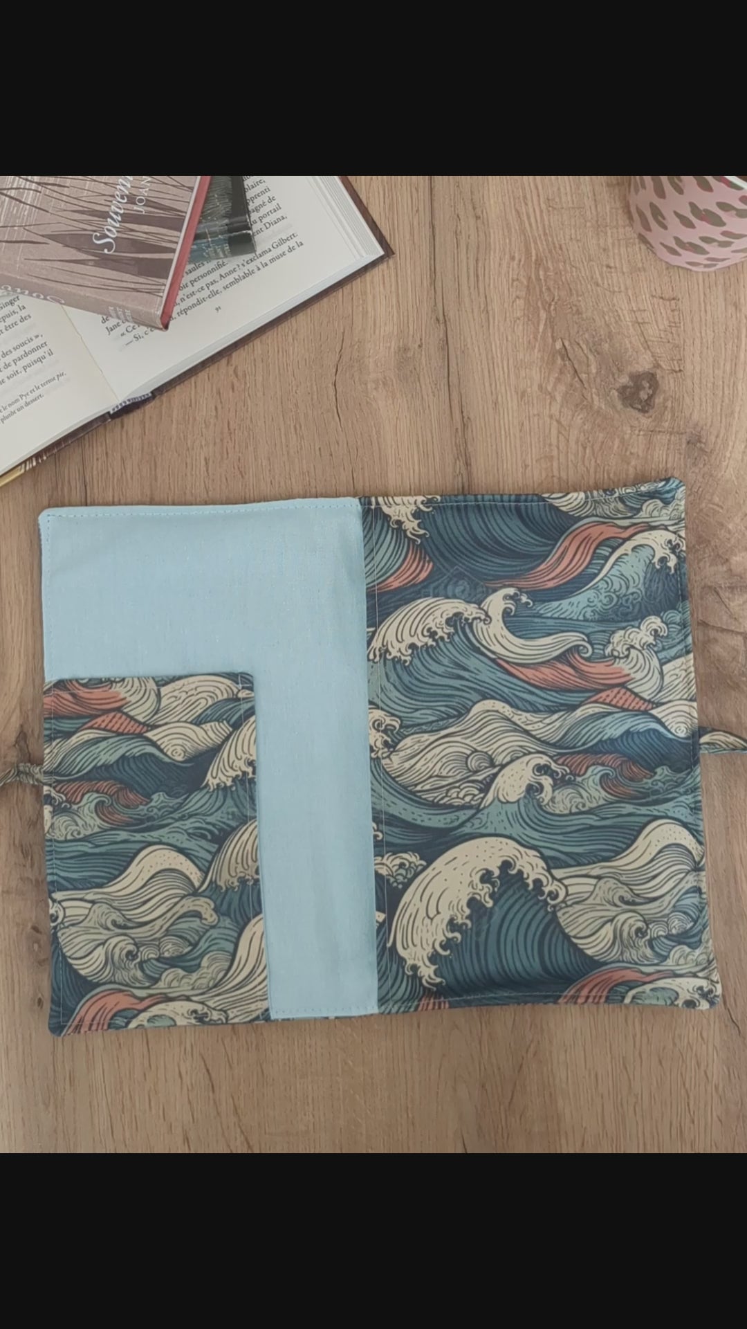 Housse de protection livre molletonnée vagues japon