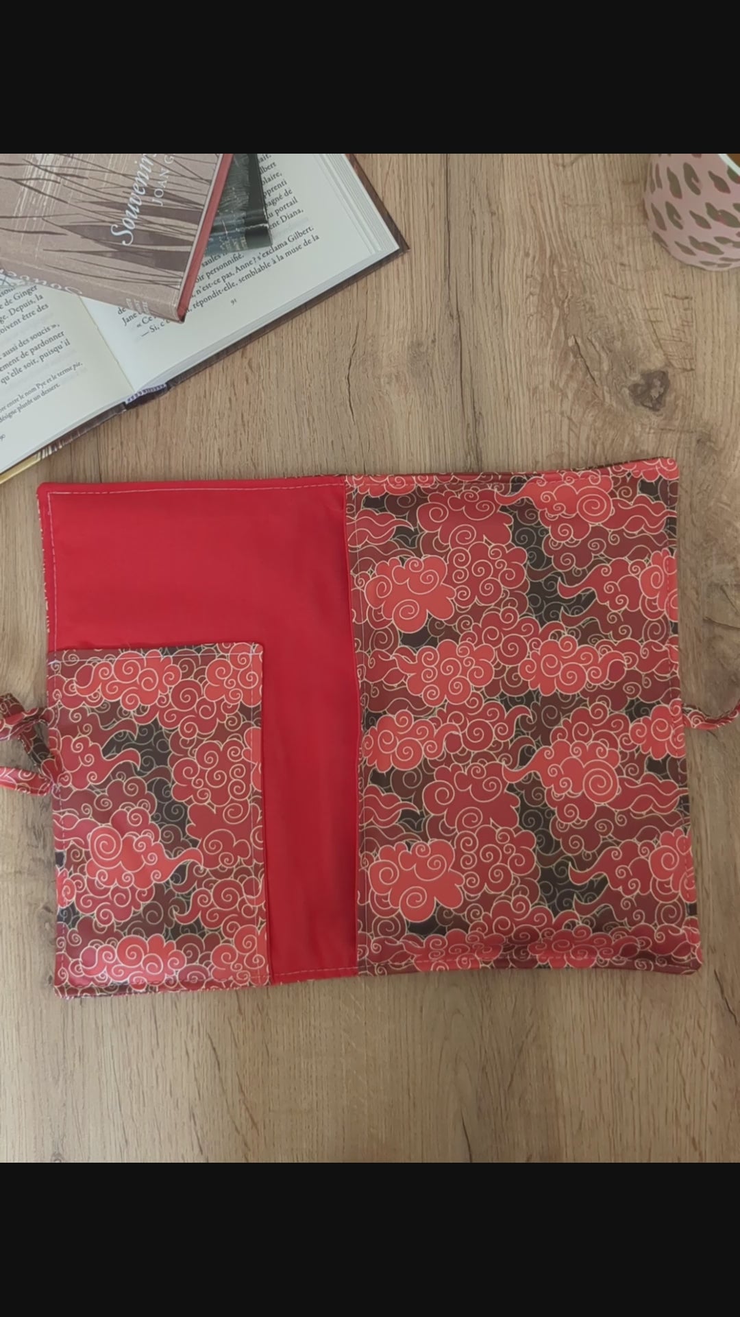 Pochette de protection livre