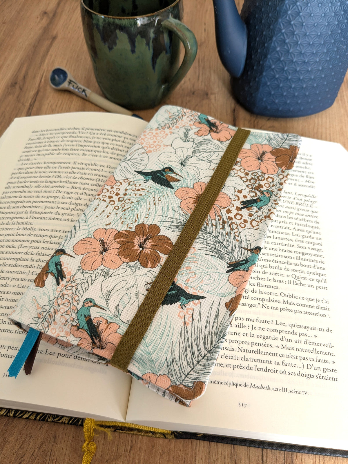 couvre livre artisanal oiseaux et hibiscus